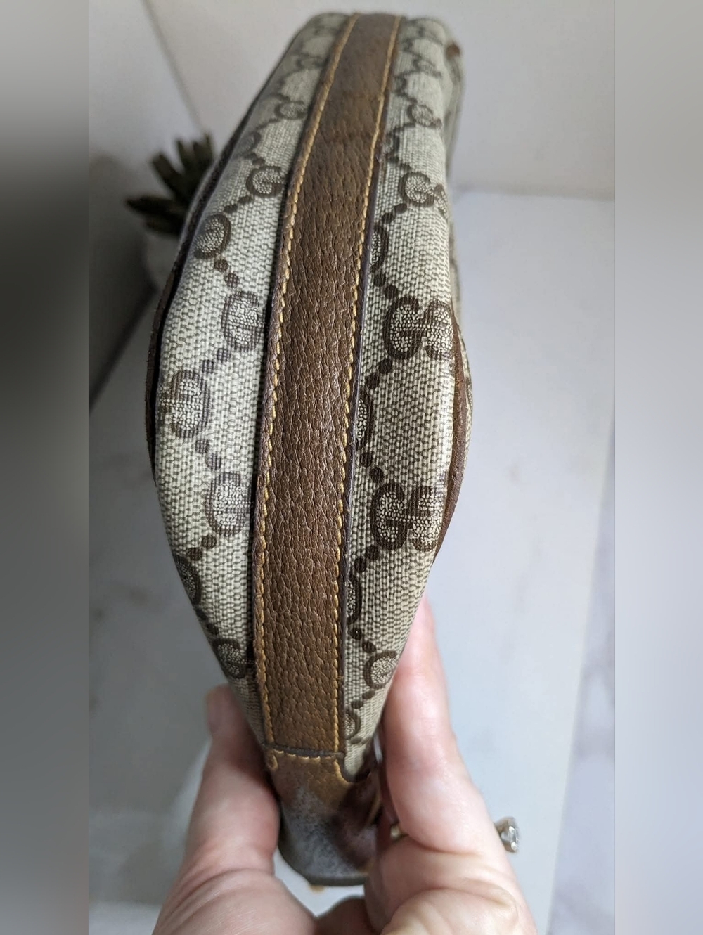 Gucci Vintage Crossbody Purse - Picture 6 of 12